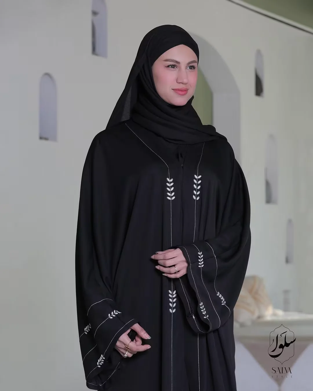 Elegant Black Front-Open Kaftan Abaya with Pearl/Thread Embroidery